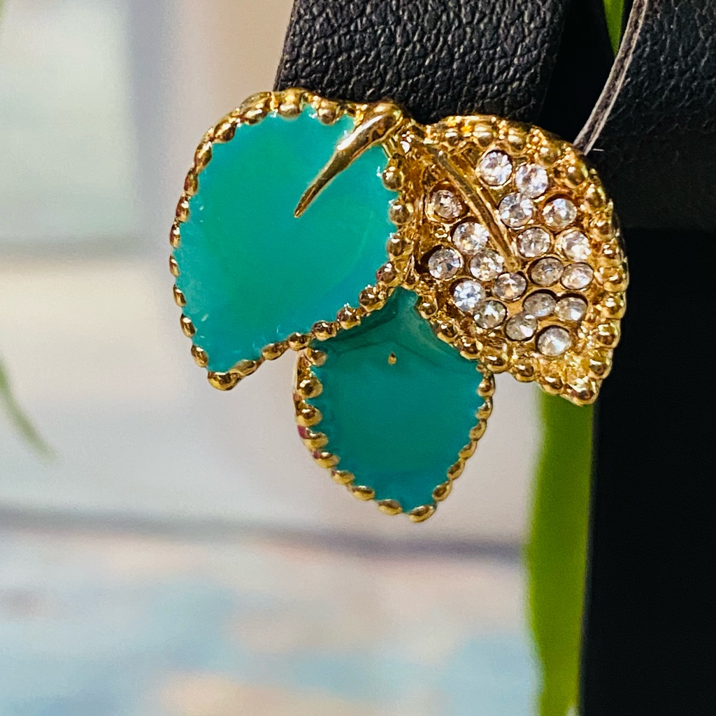 Nwt Amrita Singh Womens Leaf Teal Earrings 15$